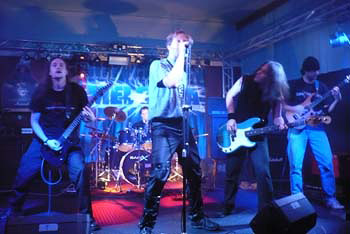 Edain ripping it live!